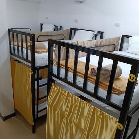 Silom Guesthouse Bangkok Eksteriør bilde